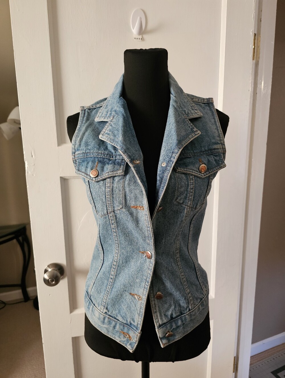 Vintage Light Wash Fitted Denim Vest